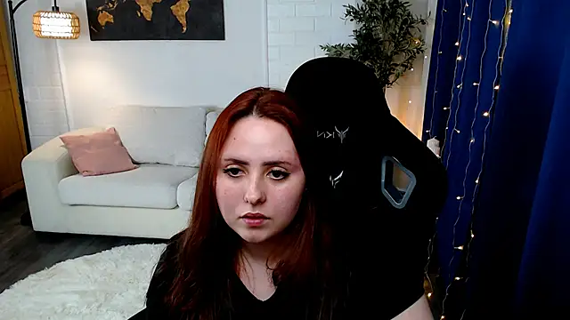 Hennessy_bunny webcam