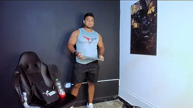 Big_furry_bear13 webcam