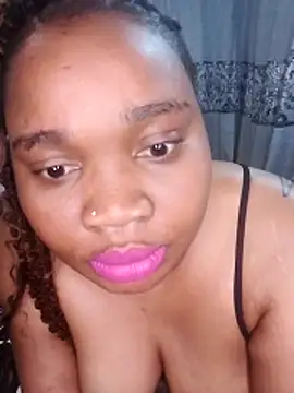 LaReina199991 webcam