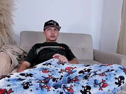 A_lejandro_08 webcam