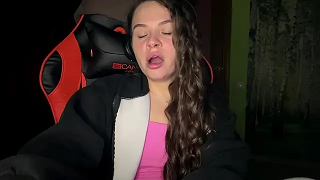 ThedaStrevell webcam