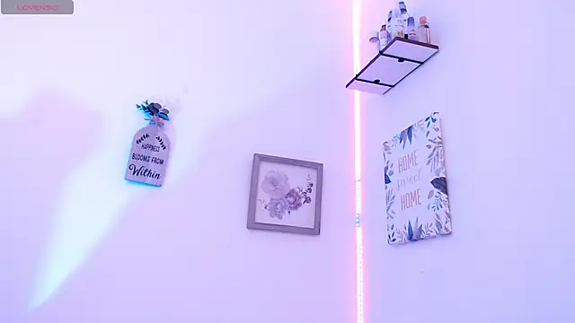 sofy_bonnet1 - Sofy_bonnet1's free webcam - UK Sex Cams