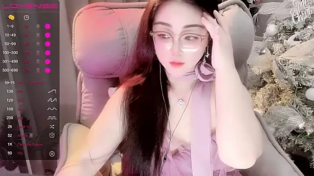 Monica-666888- webcam