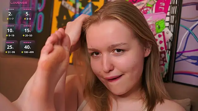 vinnieserrano - VinnieSerrano's free webcam - UK Sex Cams