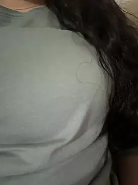 lina-lolo - Lina-lolo's free webcam - UK Sex Cams