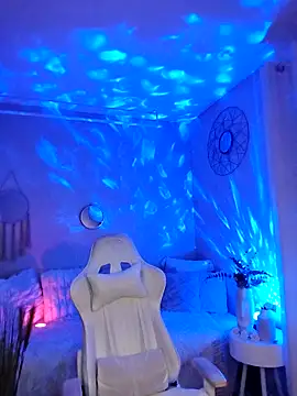 Luna_Kitanna live sex cam