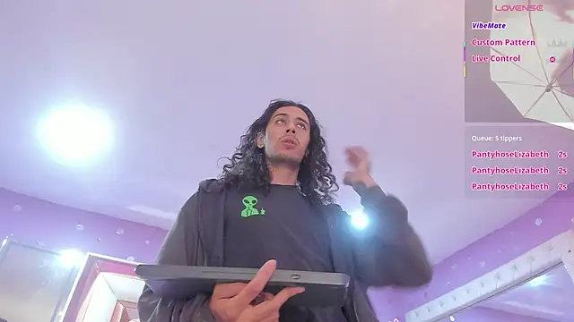 Goldentemptation_ webcam