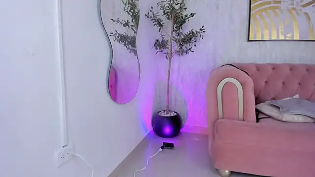 Krissi_latore webcam