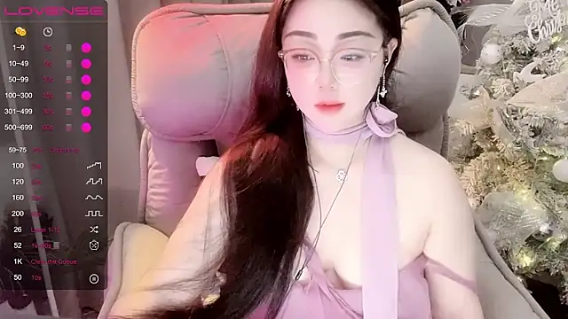 Monica-666888- webcam