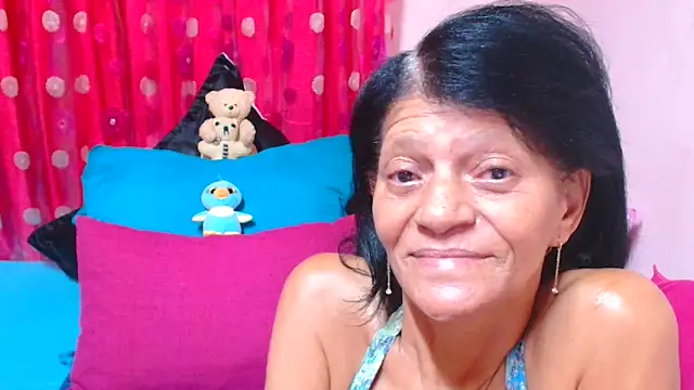 sluttyroxy - SLUTTYROXY's free webcam - UK Sex Cams