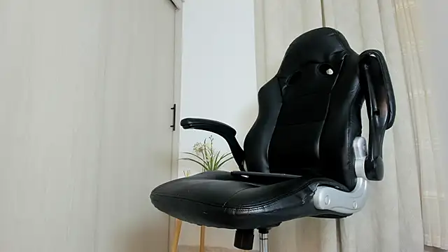 Biscuit_oliva webcam