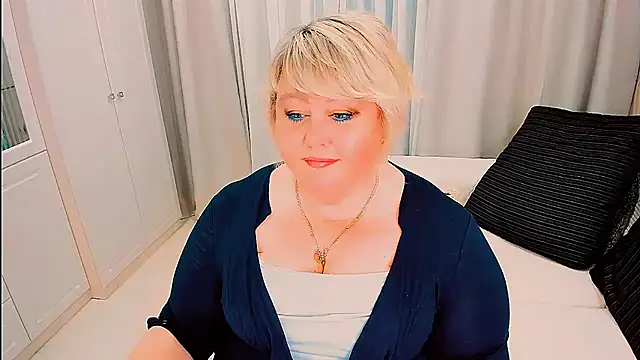 BIGTITSBBW webcam