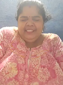 tamilthanushri webcam