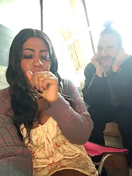 AmazonianMistress webcam