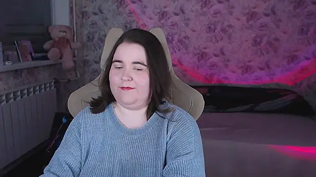 Estelle_Hicks webcam