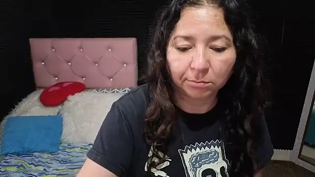 katifoxx - Katifoxx's free webcam - UK Sex Cams