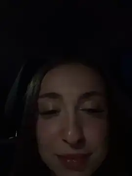 alicewonder_8 - Alicewonder_8's free webcam - UK Sex Cams