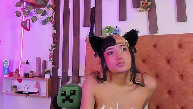 MeowMota_ webcam