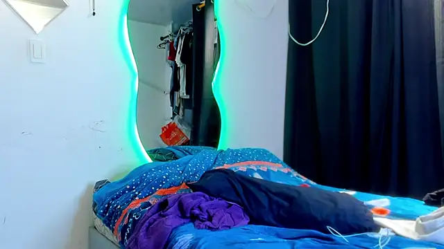 Kris_Khalifa69 webcam