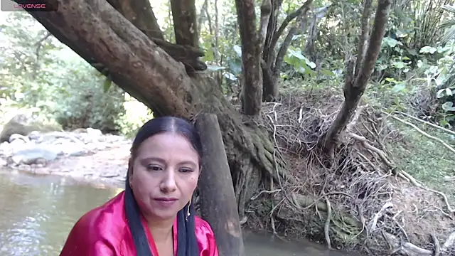 esmeralda_li live sex cam