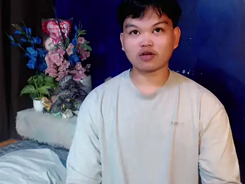 rain_cum (M twink) - REQUEST ANYTHING I WILL FOR MYGRADUATION