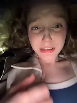 outside_rosy (F teen) - Top off and drool on tits!