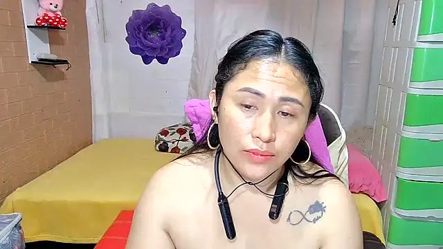 Filipina_Desire webcam