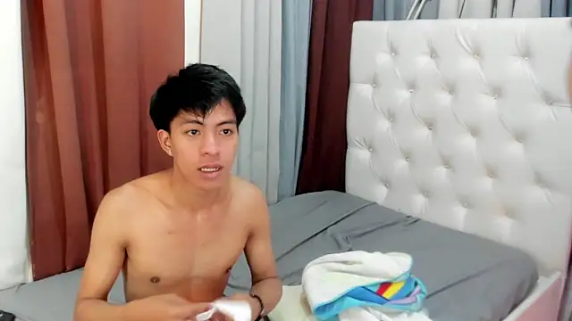 davincihugecock webcam