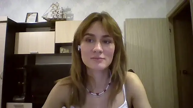 ElenoreHolguin webcam