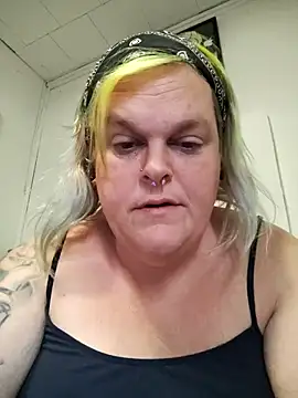 curvy420queen webcam