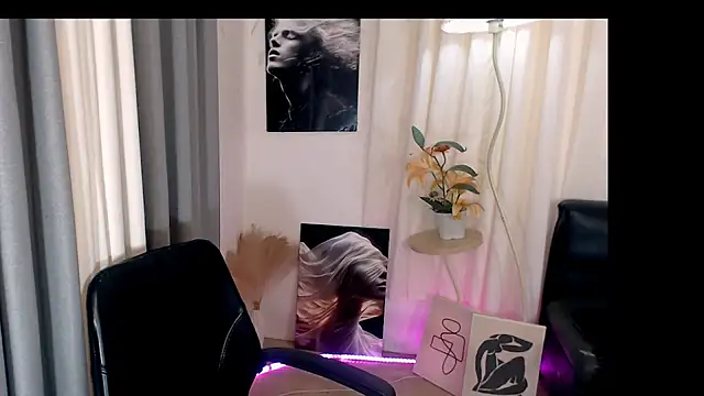 FuckingDolls69 webcam