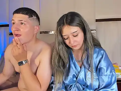 ANLLELOAndANGELA webcam