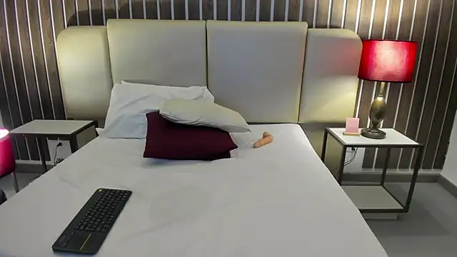 paulette_bustamante webcam