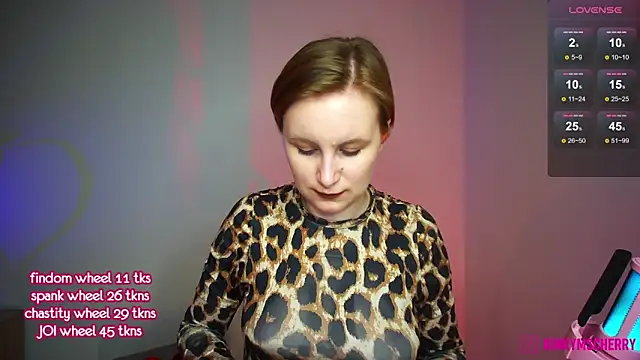KinkyMissCherry webcam