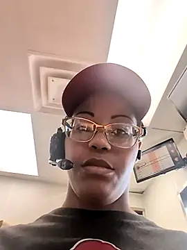 Synfulsymone9 webcam