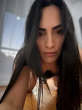 alessandra-a - Alessandra-a's free webcam - UK Sex Cams