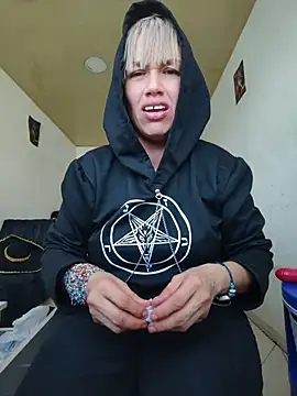 MARILYNMADELENAKOVANOVA webcam