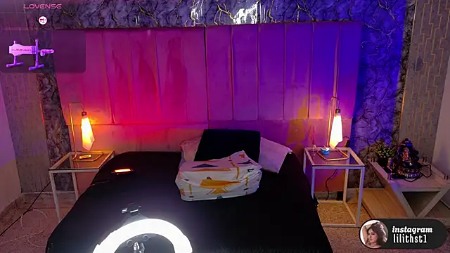 lilithst_ webcam