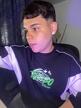 eithan_jonnes webcam