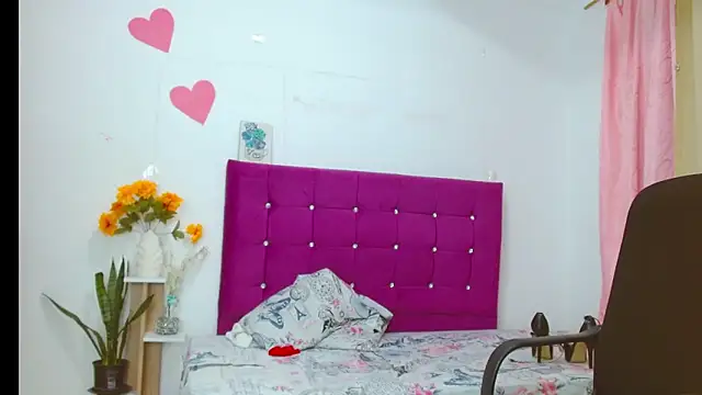 chantalsemenova1 webcam