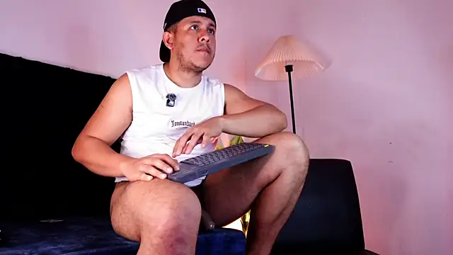 Misterjhons2 live sex cam