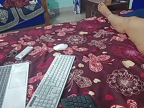 ANURADHA_2006 webcam