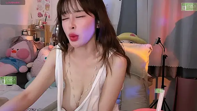 yoyo_520 - Yoyo_520's free webcam