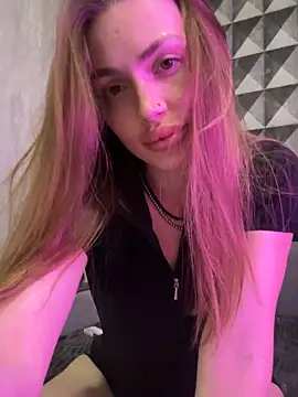 Elizabeth_Tay webcam