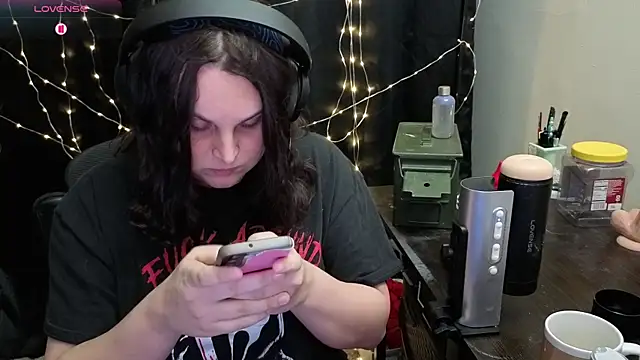 Salacious_Sage webcam