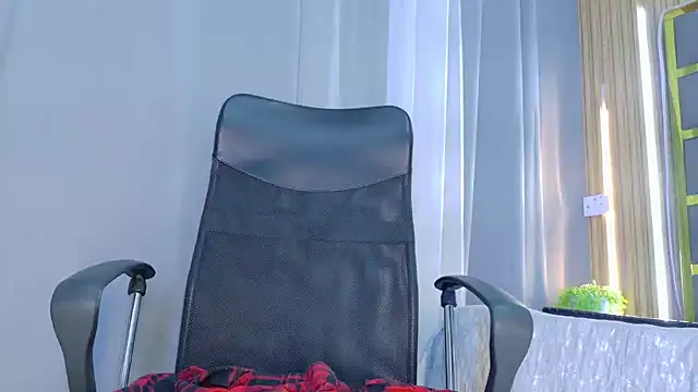 Oliver_bigblack_cock webcam