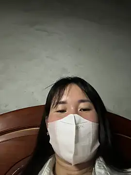 Yuki-babi2k Stripchat cam model