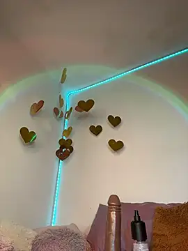 GiannaMagari_ webcam