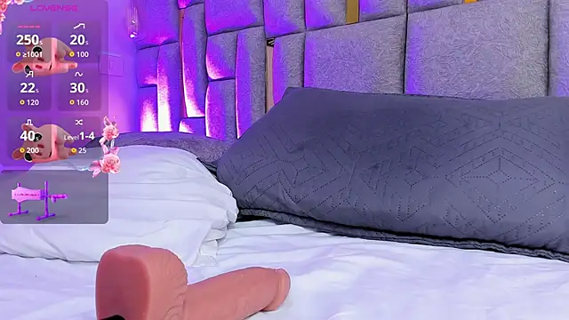 camilaa_smith_ webcam