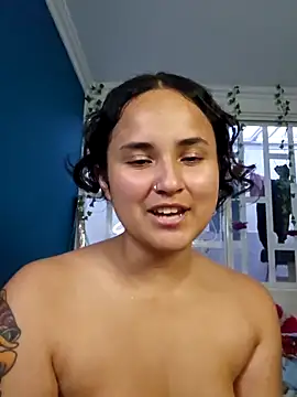 IncognitoLive1 webcam